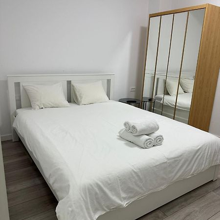 Catedral Apartment Βουκουρέστι Εξωτερικό φωτογραφία